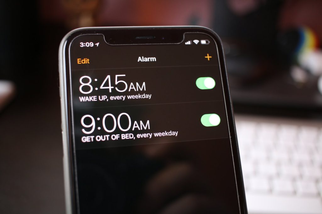 Increase Productivity using your Alarm Clock to set blocks of work time